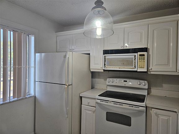 4th image of 8620 N Sherman Cir APT 202
