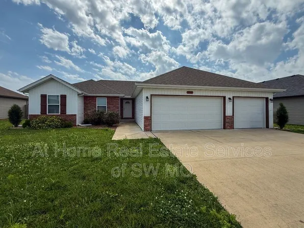 524 Evergreen Ave, Rogersville, MO 65742