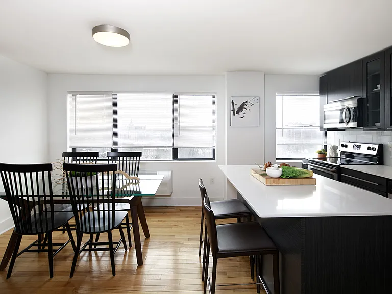 Rittenhouse Hill Kitchen and Dining Area