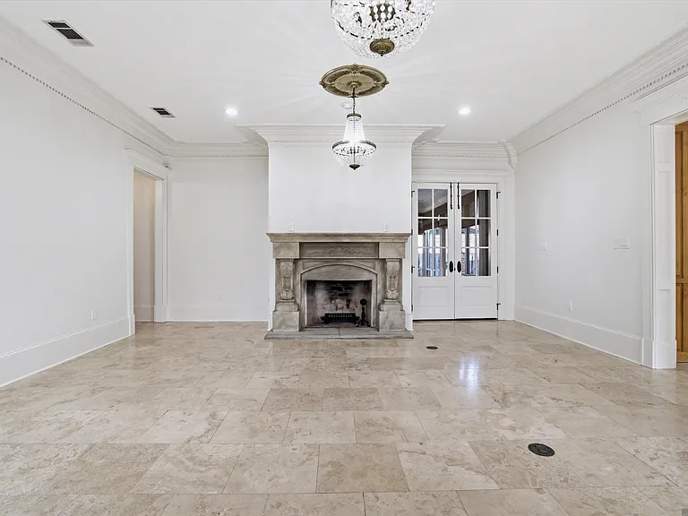 926 Crown Aly — Photo 6