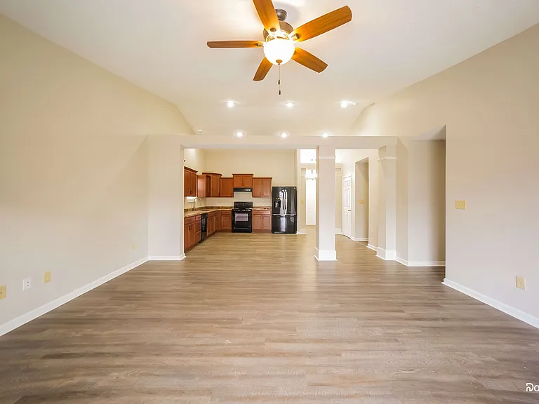 7642 Bolero Dr — Photo 5