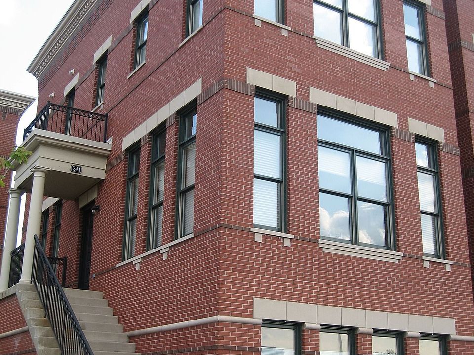 241 W. Wood St.