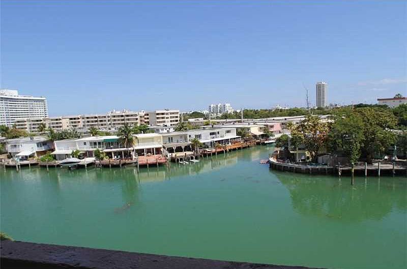 1st image of 7125 Bay Dr APT 308