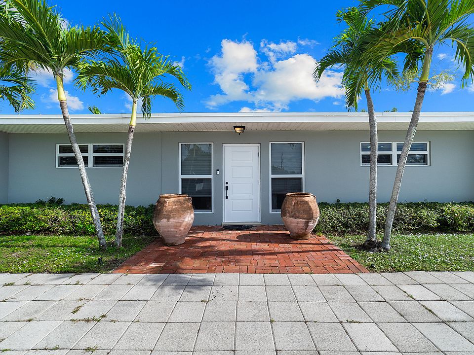 1st image of 9356 Bloomfield Drive