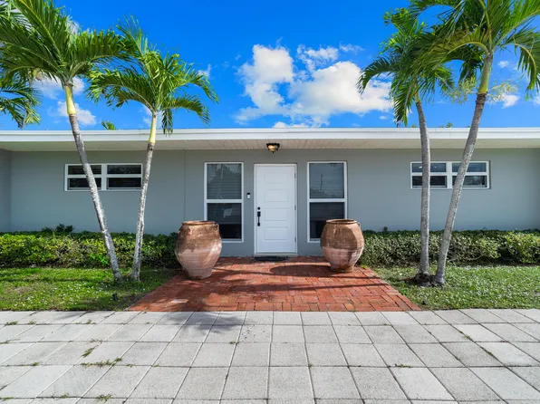 9356 Bloomfield Drive, Palm Beach Gardens, FL 33410