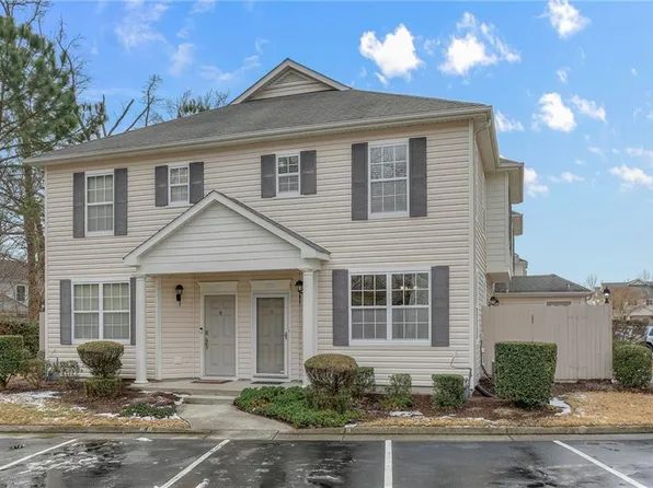 4368 Duffy Dr, Virginia Beach, VA 23462