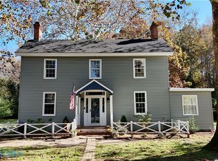 2421 New Point Comfort Hwy, Mathews, VA 23109