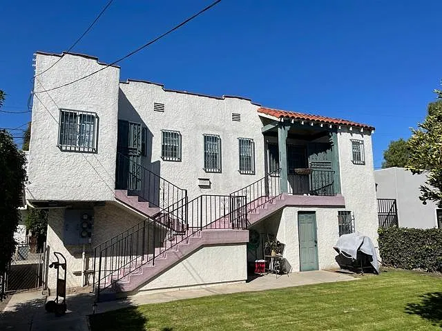 1 bed, 906 sqft, $2,500 — Photo 3