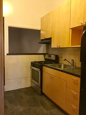 Rented by A P Realty Group NY LTD | media 2