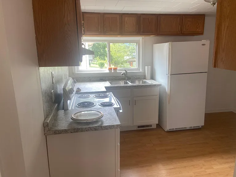 30 Reed Rd — Photo 5