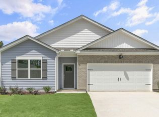 40 Esther Ct, Lillington, NC 27546