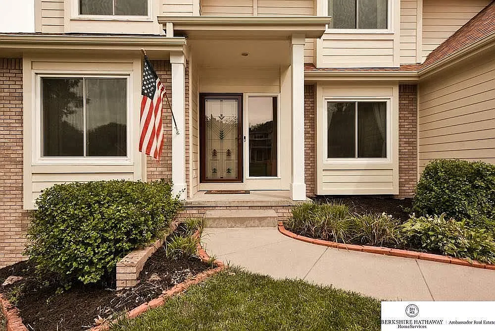 4 bed, 3375 sqft, $2,750 — Photo 2