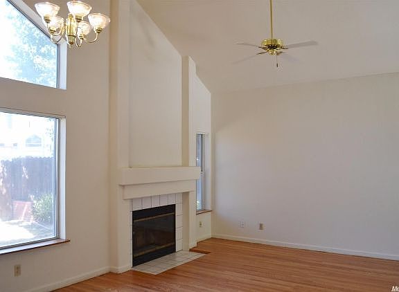 3rd image of 4851 Amber Leaf Way