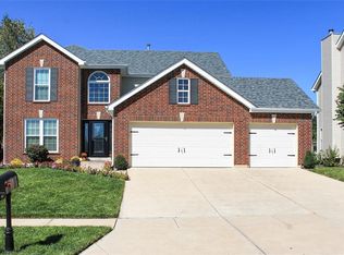 53 Patriots Landing Dr, Saint Charles, MO 63303