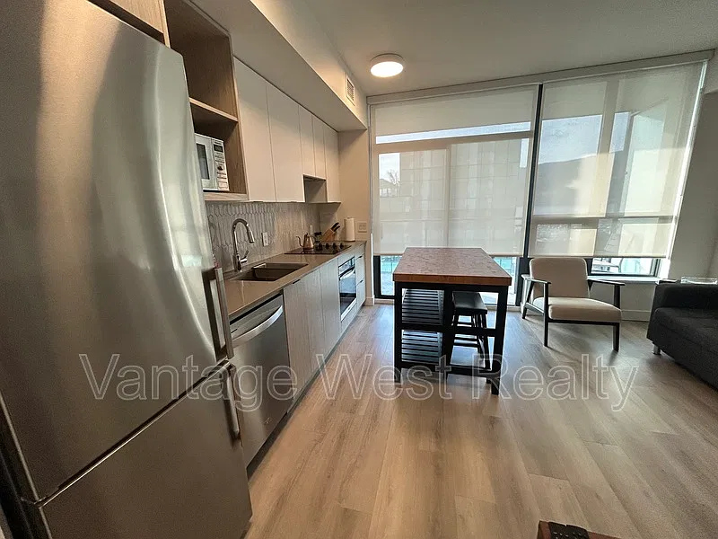 1 bed, 1.0 bath, $1,950 — Photo 2