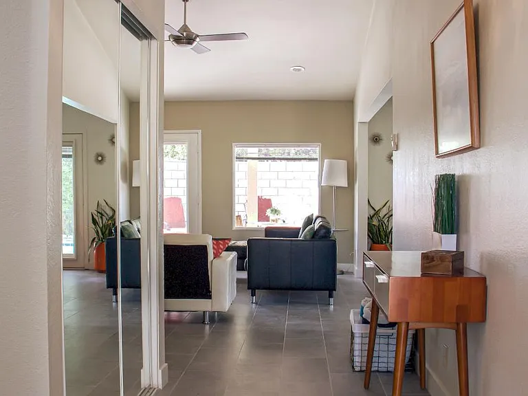 945 S Nueva Vista Dr — Photo 4