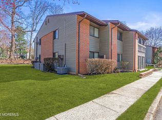 50 Medford Ct, Red Bank, NJ
