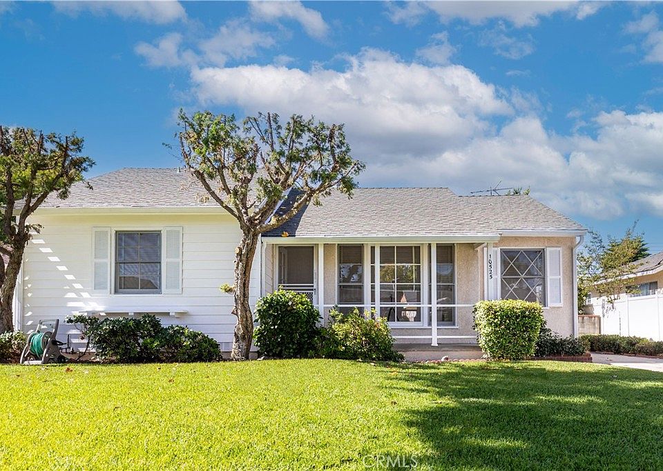 1st image of 10525 La Cima Dr
