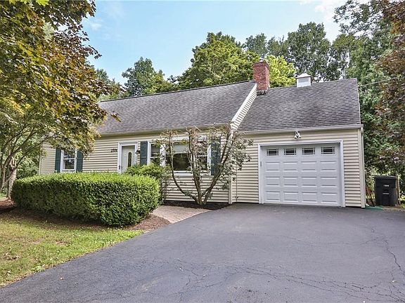 3rd image of 2376 Vandy Dr