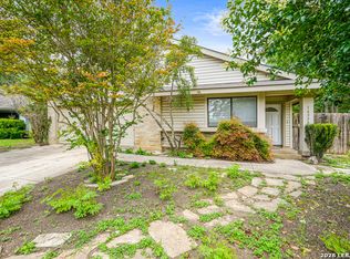 16330 Elk Holw, San Antonio, TX 78247