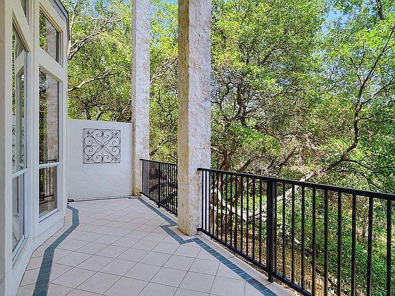4th image of 1701 Spyglass Dr APT 4