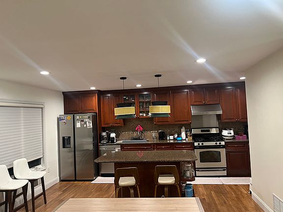 4th image of 452 Westminster Pl APT B