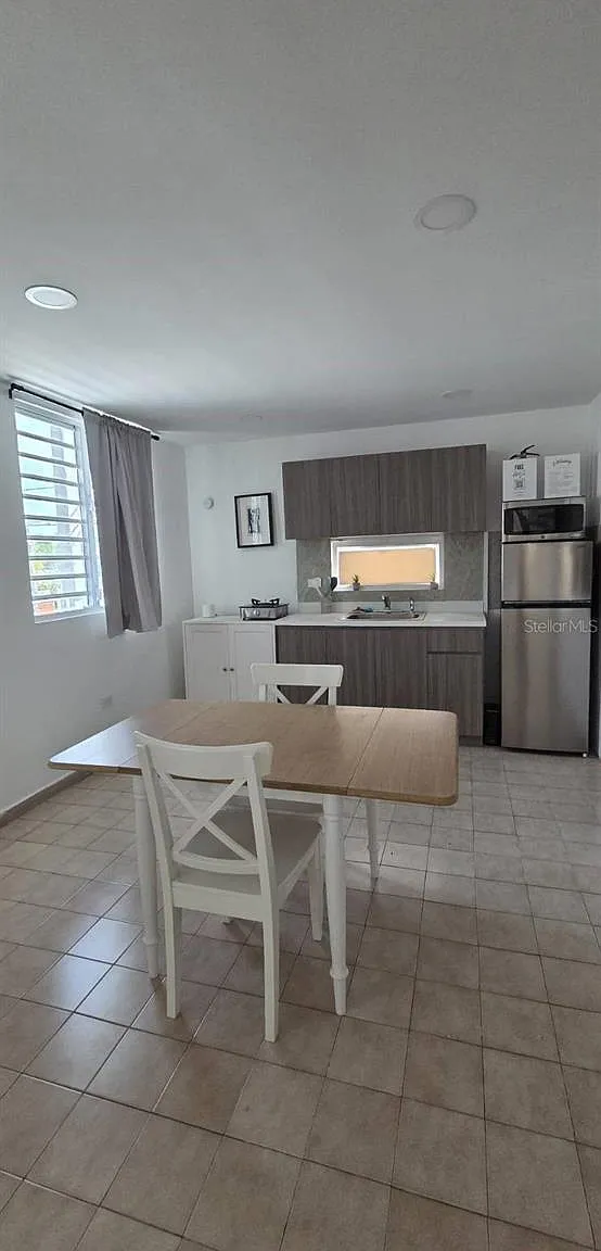 1 bed, 1.0 bath, $1,000 — Photo 2