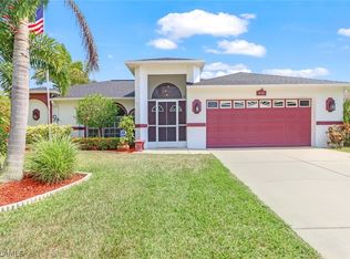 614 SE 26th Ter, Cape Coral, FL 33904