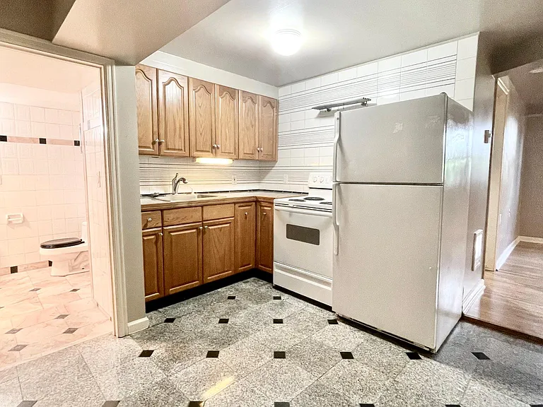 901 N M St #4 — Photo 8