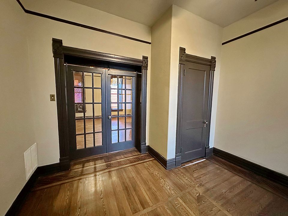 110 Arno_UntB_2025_24_11112025