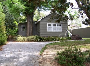 253 Liberty St, Fairhope, AL 36532
