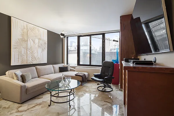 Rented by Nest Seekers International | media 43