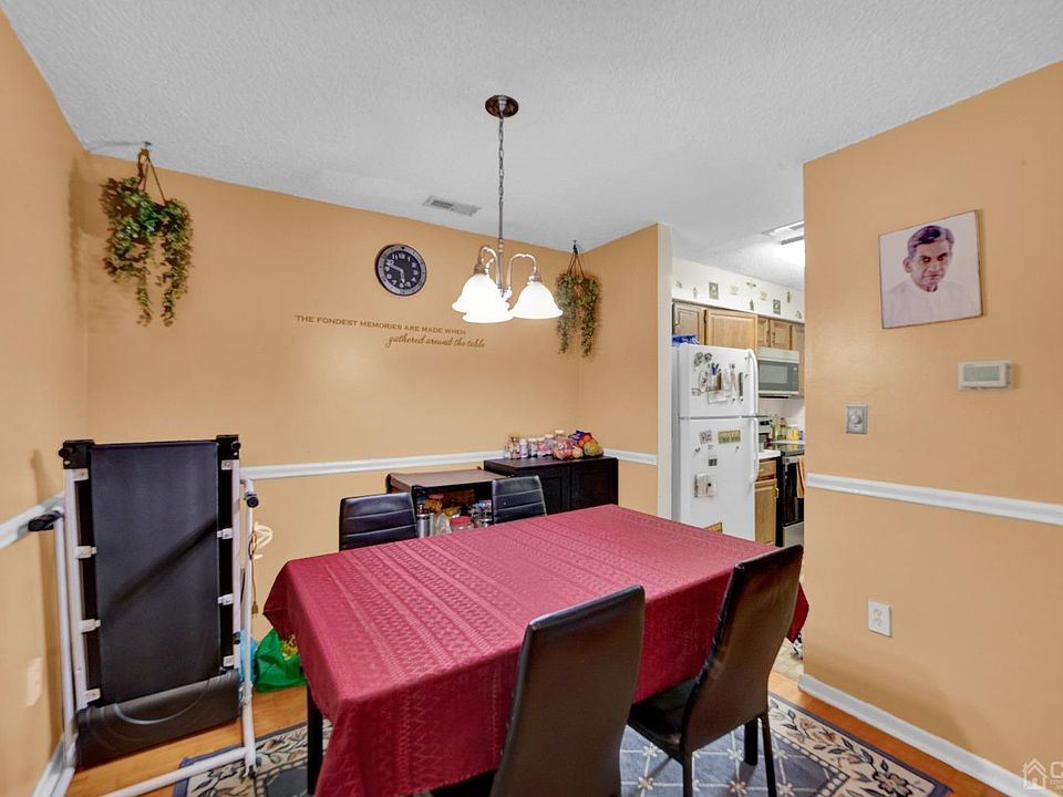 8017 Tamarron Dr, Plainsboro, NJ 08536 Zillow