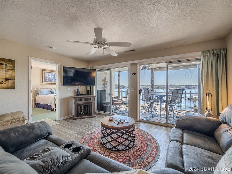 1st image of 906 W Harbour Towne Dr #W906