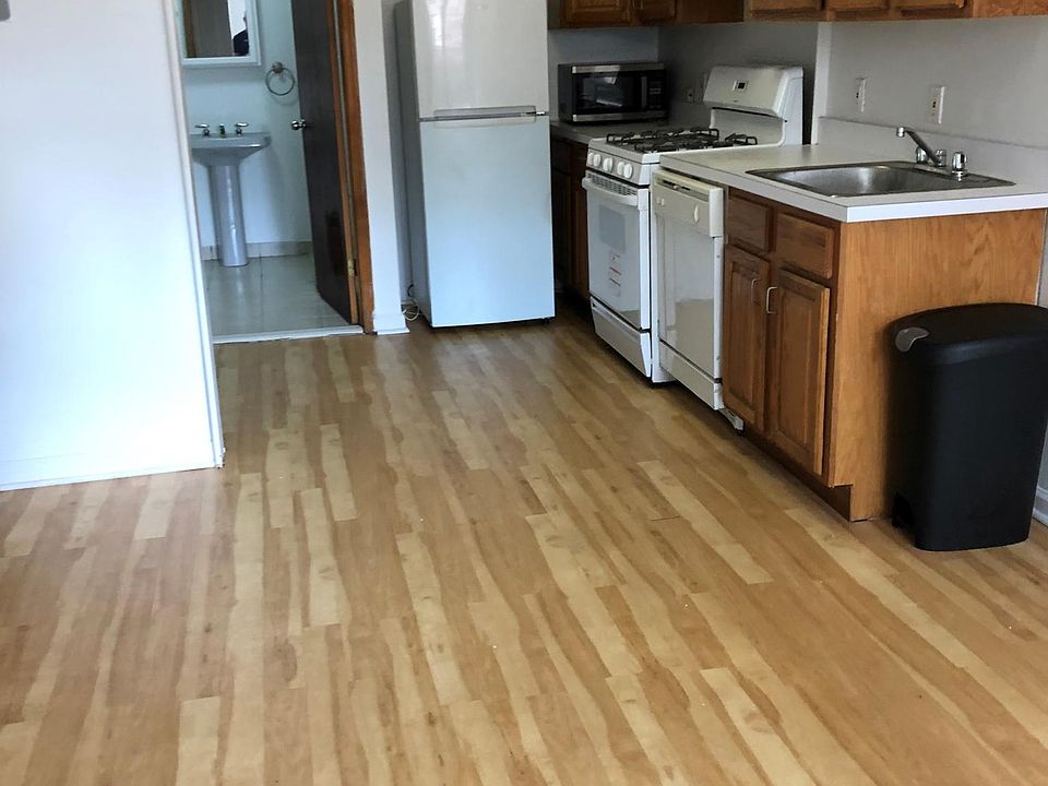 1st image of 79 Davis Ave #1D