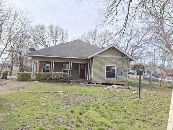 302 Newsom Rd, Mesquite, TX 75149
