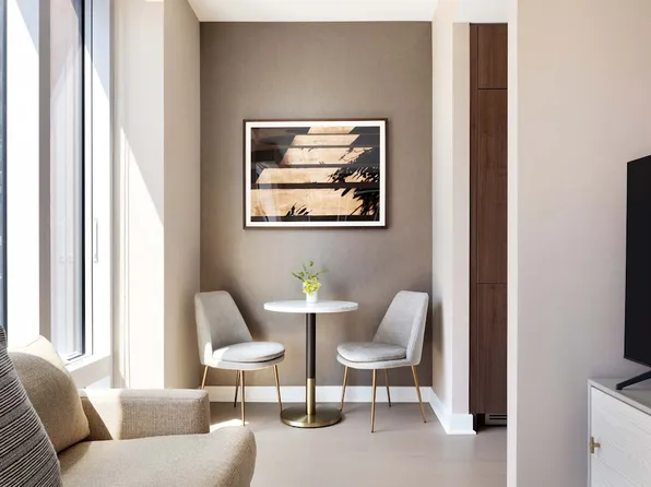 455 10th Avenue image 3 of 19