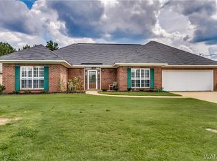 3913 Green Brook Dr, Northport, AL 35475