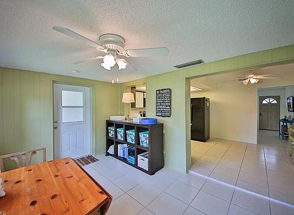 3rd image of 1717 SE 15th St