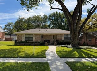 10106 Shadyview Dr, Dallas, TX 75238