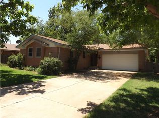 1216 Karen Dr, Altus, OK 73521