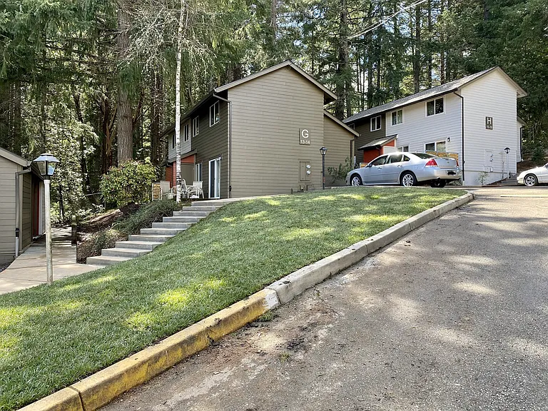 156 E Montgomery Ave — Photo 12