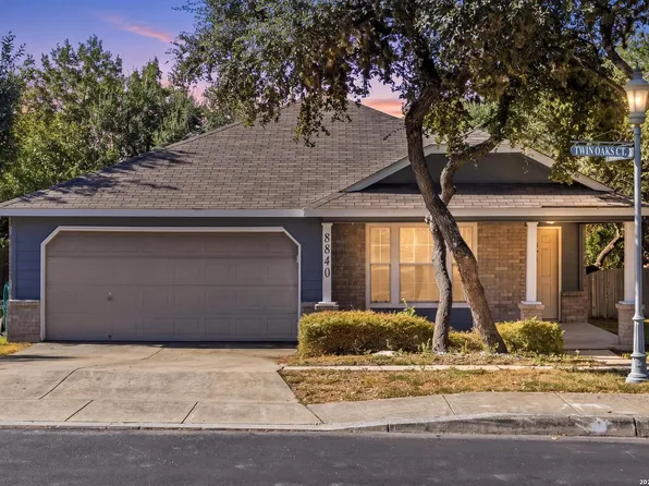 8840 TWIN OAKS CT, San Antonio, TX 78250