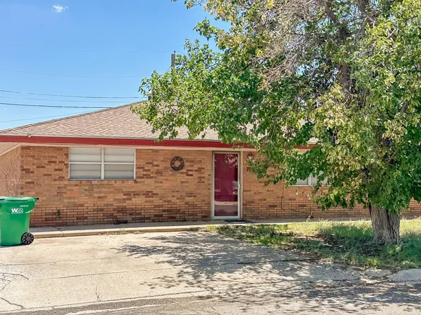 709 E Sunset Cir, Hobbs, NM 88240