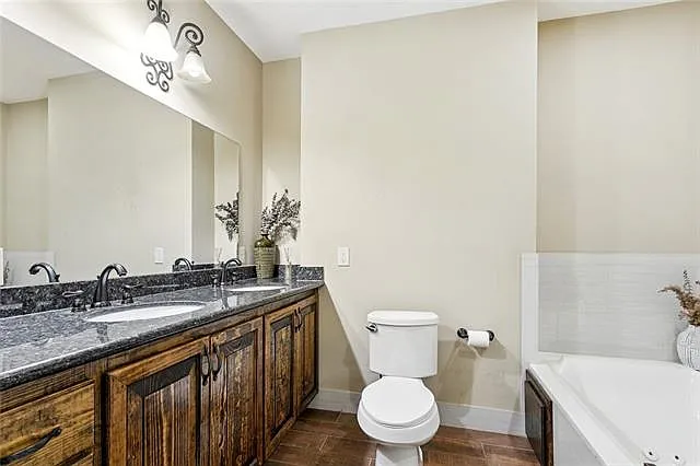 431 Gravier St #2 — Photo 15