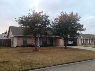 110 Hassie Ln, Waco, TX 76705