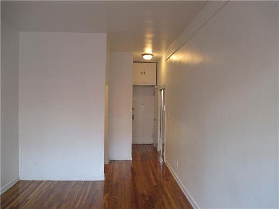 2nd image of 220 E 87th St APT 5D