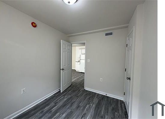 2nd image of 706 Brandywine St SE APT 203