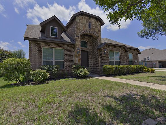 2nd image of 210 Debbie Way