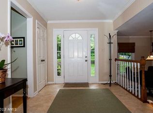 10901 Blue Roan Rd, Oakton, VA 22124